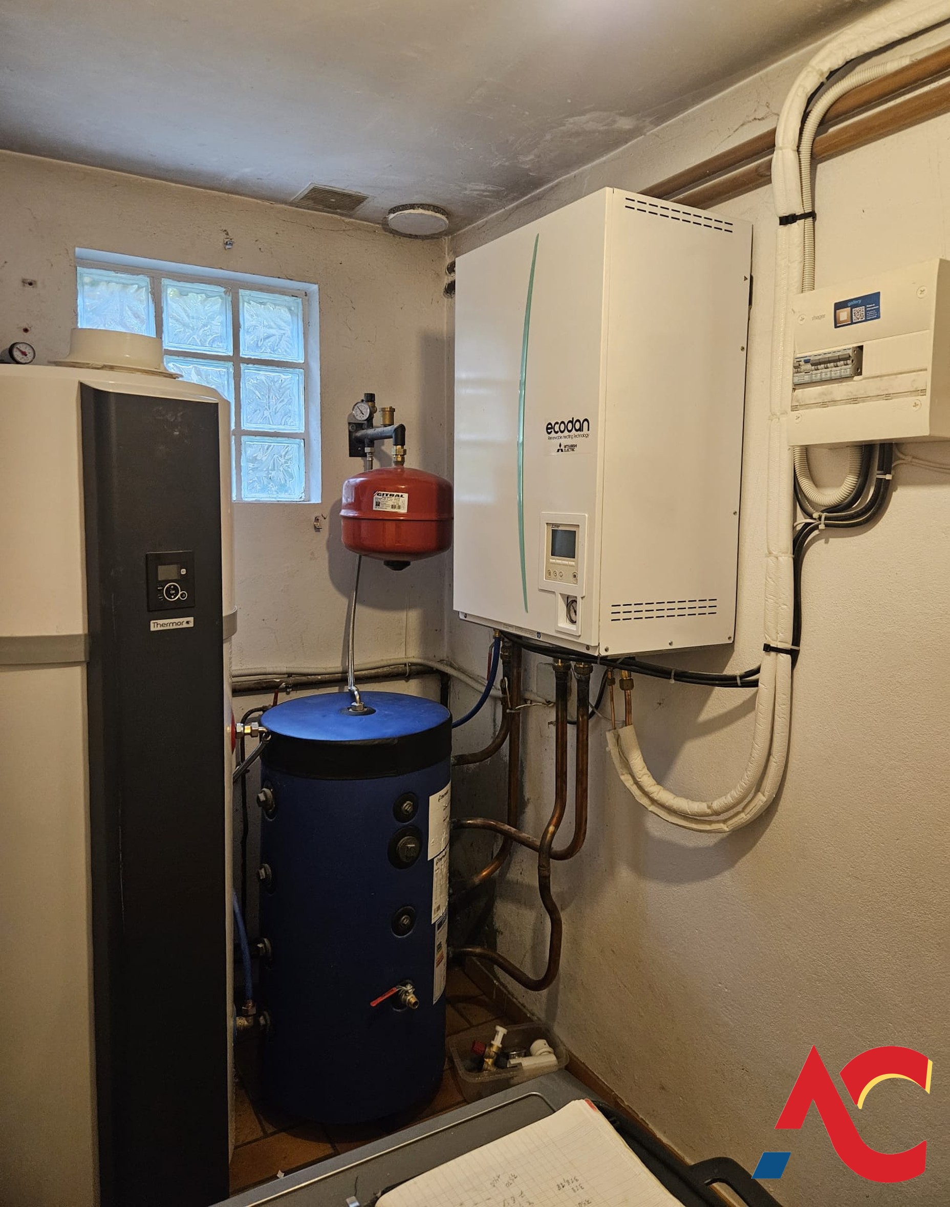 Installation PAC air/eau + ballon ECS — Saint-Mard (77) — Artdéclim